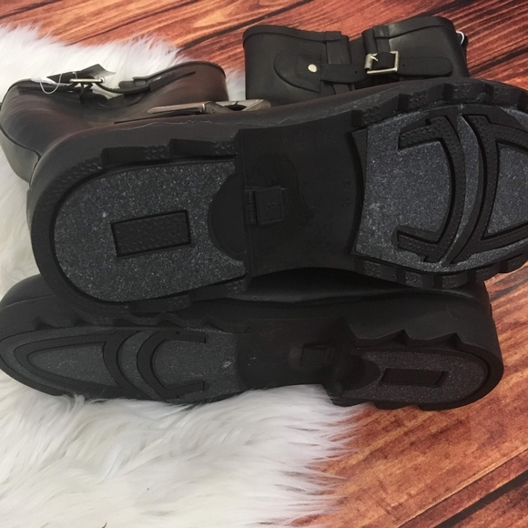 Women's Belted Tall Moto Rainboots - Picture 5 of 8